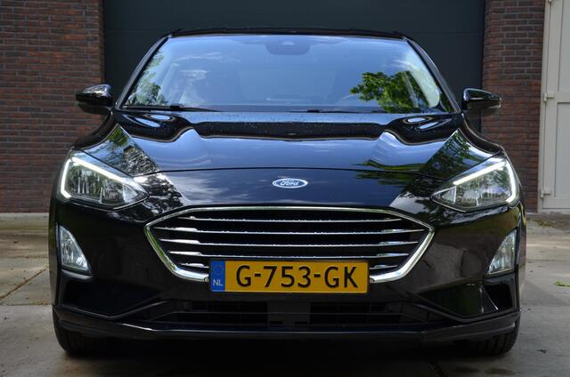 Ford FOCUS 1.0 EcoBoost Titanium Business Navi/Pdc/Ecc/Led/Stoel Stuur & ruitverwarming/Cr-Controle/Achteruitrij camera/Lmv