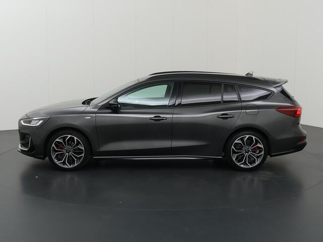 Ford FOCUS Wagon 1.0 EcoBoost ST Line Vignale | Winterpakket | Full Led Koplampen | Parkeercamera | Navigatie | Cruise Control | Leder |