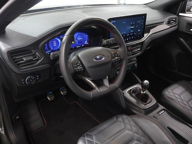 Ford FOCUS Wagon 1.0 EcoBoost ST Line Vignale | Winterpakket | Full Led Koplampen | Parkeercamera | Navigatie | Cruise Control | Leder |