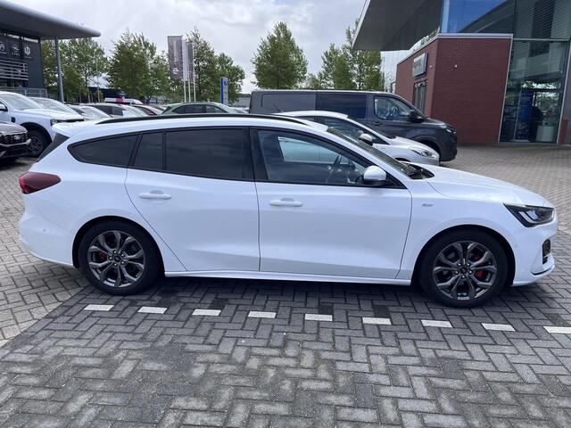 Ford FOCUS Wagon 1.0 EcoBoost Hybrid ST Line X | Automaat | Winterpack | Driver Assistance Pack | Privacy Glass | Camera