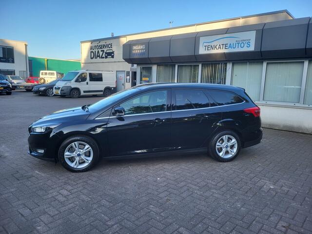 Ford FOCUS Wagon 1.5 Titanium Edition Automatische airco Airco Lichtmetaal Trekha