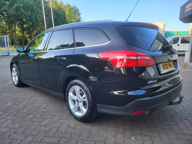 Ford FOCUS Wagon 1.5 Titanium Edition Automatische airco Airco Lichtmetaal Trekha