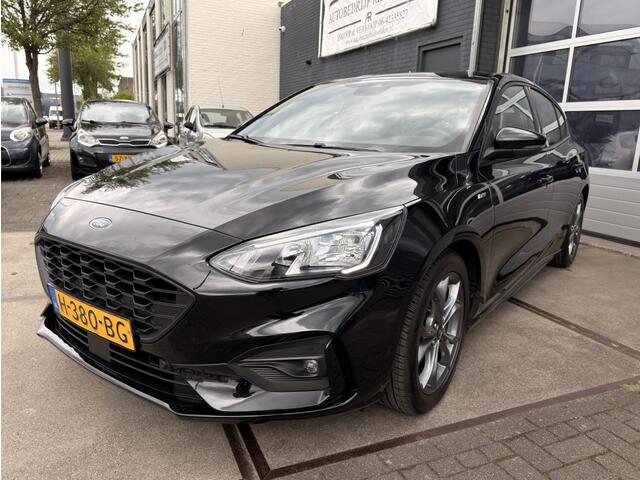 Ford FOCUS 1.5 EcoB. ST-Line Automaat Carplay DAB+! Inruil mogelijk!