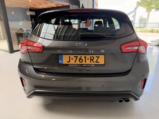 Ford FOCUS 1.0 EcoB. Tit. Bns ST Line | Automaat | Navi | Carplay | LED |