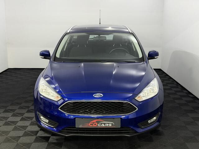 Ford FOCUS Wagon 1.0 Trend Edition Apple carplay, Parkeersensoren, Navi, Cruise control, A start stop, Airco, Mistlamp