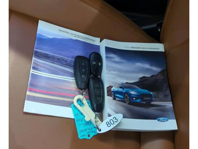 Ford FOCUS Wagon 1.5 Automaat 150PK Active X Business / Trekhaak / Leder / Standkachel / B&O Radio / Pdc+Camera /