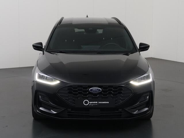 Ford FOCUS Wagon 1.0 EcoBoost Hybrid ST Line X | Afneembare Trekhaak | Winterpakket | Cruise Control Adaptief | Parkeercamera | HUD | Navigatie | Apple Carplay/Android Auto |