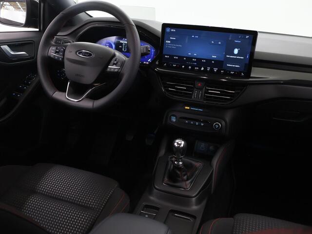 Ford FOCUS Wagon 1.0 EcoBoost Hybrid ST Line X | Afneembare Trekhaak | Winterpakket | Cruise Control Adaptief | Parkeercamera | HUD | Navigatie | Apple Carplay/Android Auto |