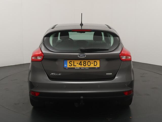 Ford FOCUS EcoBoost 100pk Lease Edition | Trekhaak | Parkeersensoren achter | Airco | Cruise | Apple carplay & Android auto |