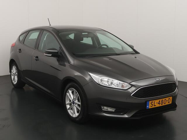 Ford FOCUS EcoBoost 100pk Lease Edition | Trekhaak | Parkeersensoren achter | Airco | Cruise | Apple carplay & Android auto |