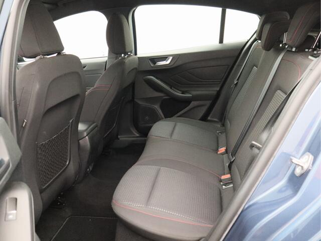 Ford FOCUS 1.0 EcoBoost ST Line Business/ lage km/ zeer mooi!
