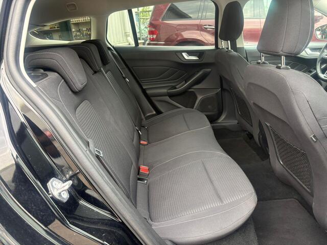 Ford FOCUS Wagon 1.0 EcoBoost Titanium Business Stoel-Stuurverwarming, Pdc, camera