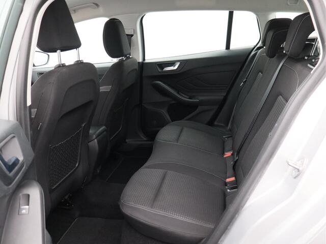 Ford FOCUS Wagon 1.0 EcoBoost Hybrid Connected/ lage km!