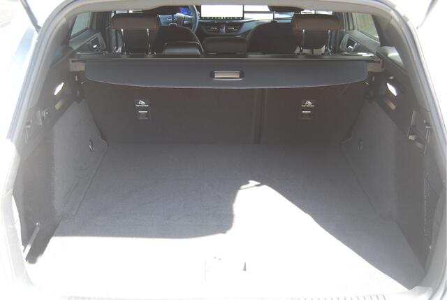 Ford FOCUS Wagon 1.0 EcoBoost Hybrid 125PK ST Line X | SYNC 4 | CAMERA | B&O | STOEL-STUUR VERWARMING