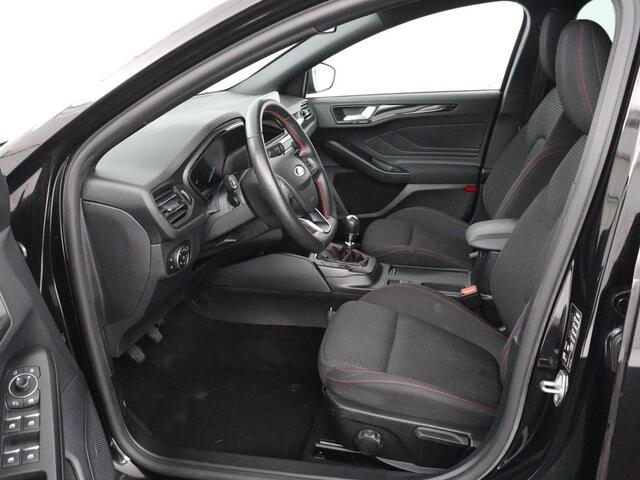 Ford FOCUS 1.0 EcoBoost ST Line X | Stoelverwarming | Adaptive cruise | Camera | Carplay | Stuurverwarming | Full LED | Keyless | Navigatie | Climate control | Bluetooth