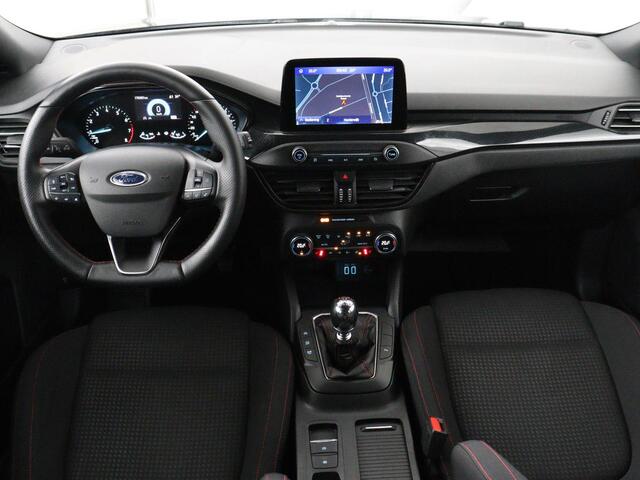Ford FOCUS 1.0 EcoBoost ST Line X | Stoelverwarming | Adaptive cruise | Camera | Carplay | Stuurverwarming | Full LED | Keyless | Navigatie | Climate control | Bluetooth