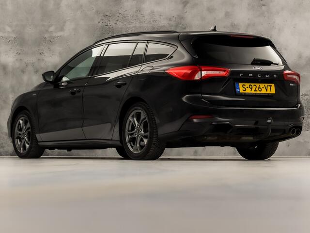 Ford FOCUS Wagon 1.0 EcoBoost ST Line X 155Pk (APPLE CARPLAY, GROOT NAVI, STUUR/STOELVERWARMING, CAMERA, SPORTSTOELEN, GETINT GLAS, TREKHAAK, NIEUWE APK, NIEUWSTAAT)