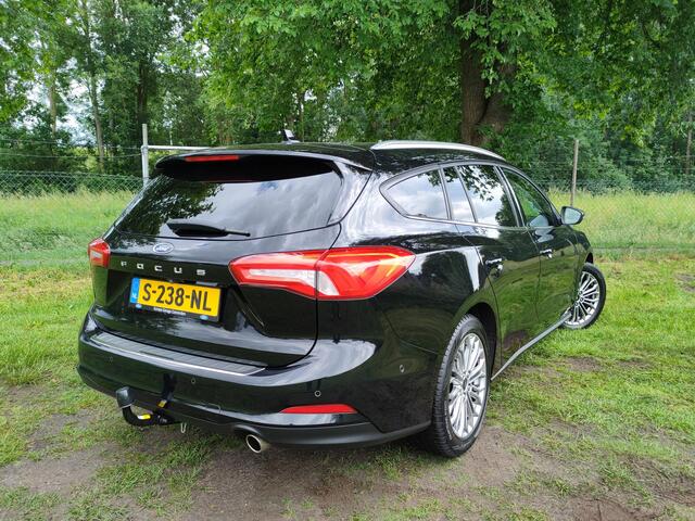 Ford FOCUS 1.0 EB 125PK Titanium X Business | ADAP CRUISE | HAAK | NAVI | WINTERPACK |