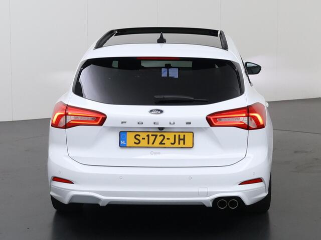 Ford FOCUS Wagon 1.5 EcoBoost ST-Line X Business | Panoramadak | Elekt. Wegklapbare Trekhaak | Winterpack | Cruise Control Adaptief | Parkeercamera |