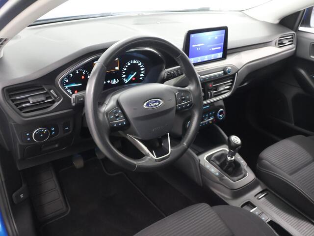 Ford FOCUS Wagon 1.0 EcoBoost Titanium Business | Trekhaak | Panoramadak | Winterpakket | B&O | Parkeercamera | Elektr. Achterklep |