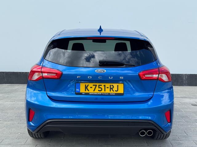 Ford FOCUS EcoBoost 125 pk Titanium Business | Parkeersensoren | Apple Carplay & Android Auto | Privacy Glass | 17'' | B&O |