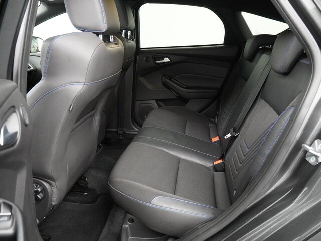 Ford FOCUS 2.3 350PK RS AWD | Launch Control | Recaro | Xenon | Winter Pack |
