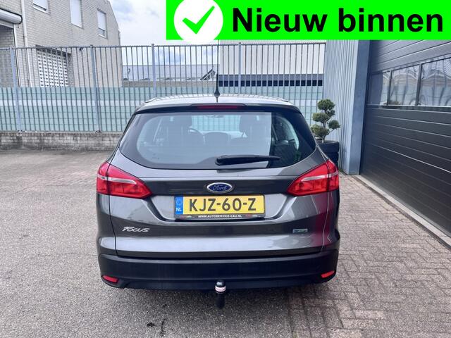 Ford FOCUS Wagon 1.0 Lease ed. Trekh|Stuur+stoelverw|Airco|Carkit