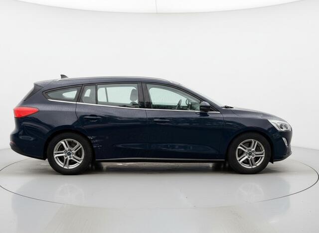 Ford FOCUS 1.0 ECOBOOST. TREND EDITION BUSINESS. CRUISE, NAVI, BLUETOOTH