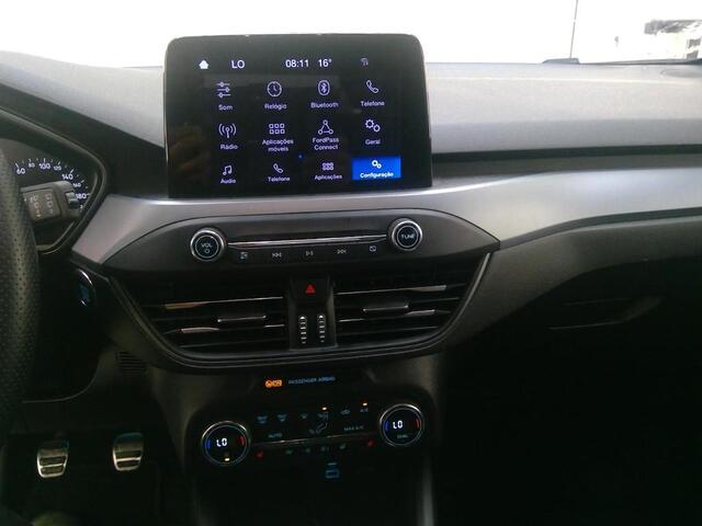 Ford FOCUS 125pk Eco Hybrid ST Line Navi Camera Winter & Parking pack Privacy glass Wagon Dealeronderhouden