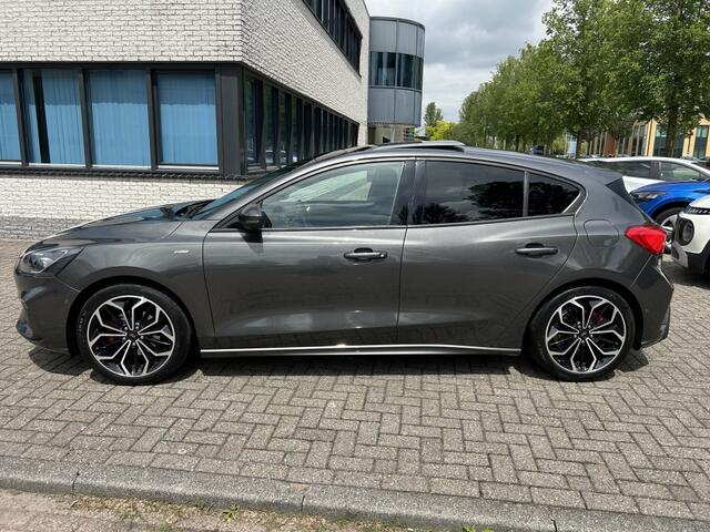 Ford FOCUS 1.5 EcoB. ST L. XBns 150PK DEALER PANO afn TRHK NAP!