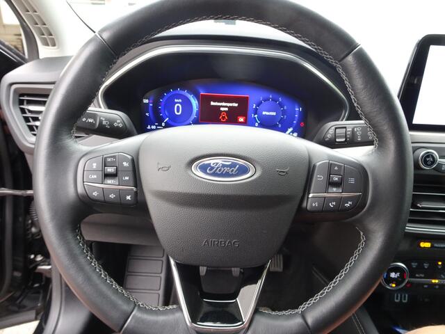 Ford FOCUS Wagon 1.0 EcoBoost Hybrid Titanium X Business Automatische airco, navigatie, parkeersensoren, achteruitrij camera, trekhaak, cruise controle, lichtmetalen velgen, enz.
