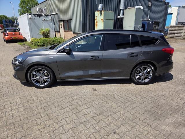 Ford FOCUS Wagon 1.0 ST-Line/155PK/Dealer onderhouden