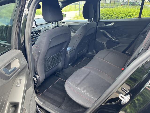 Ford FOCUS Wagon 1.0 EcoBoost ST Line Business * Head-Up * Carplay * Camera * ACC * Garantie
