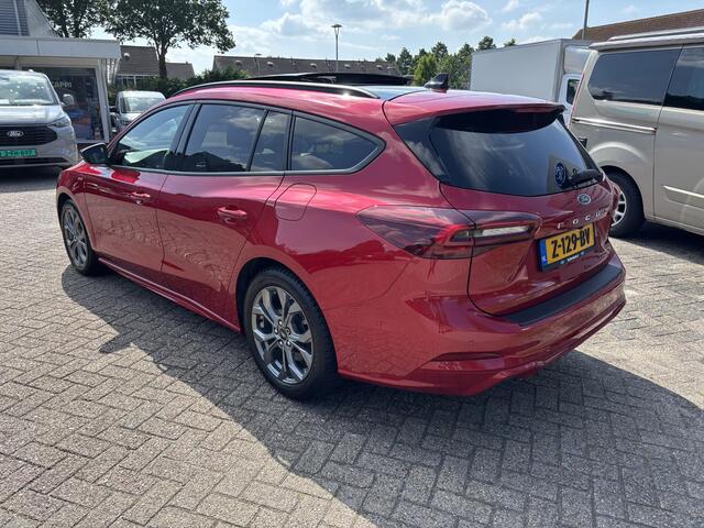 Ford FOCUS Wagon 1.0 EcoBoost Hybrid ST Line X 155pk | Vol leder | Panoramadak | | Adaptive cruise control | Winter Pack | All season banden | Camera