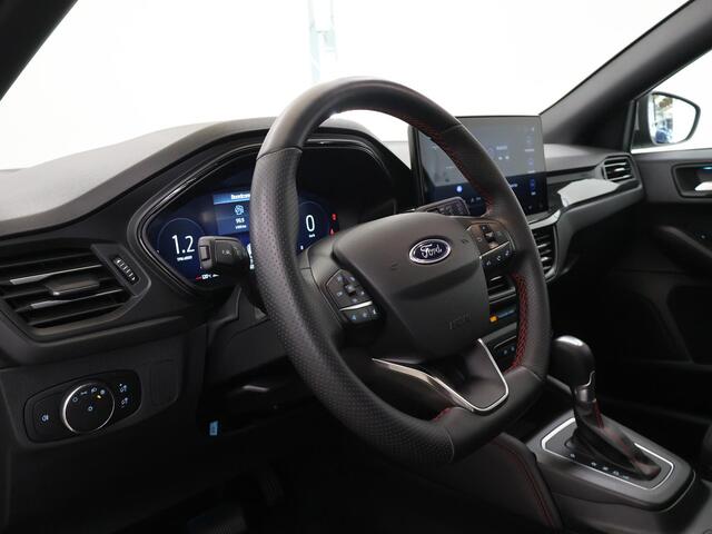 Ford FOCUS 1.0 EcoBoost Hybrid ST Line X | Trekhaak Afneembaar | Panoramadak | Winterpakket | Matrix Led Koplampen | Parkeercamera |