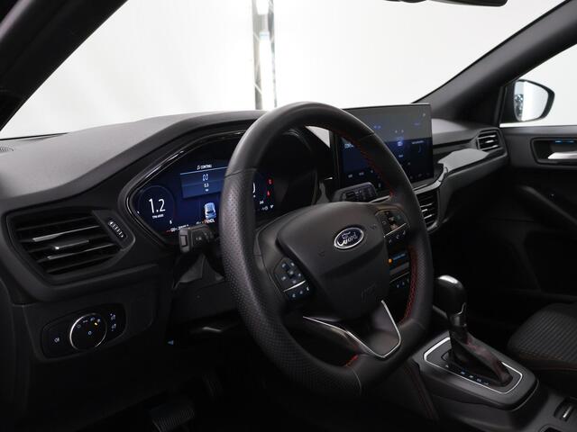 Ford FOCUS 1.0 EcoBoost Hybrid ST Line X | Trekhaak Afneembaar | Panoramadak | Winterpakket | Matrix Led Koplampen | Parkeercamera |