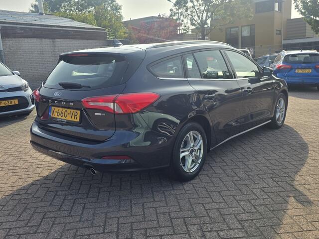 Ford FOCUS Wagon 1.0 EBH Tr Ed. bns