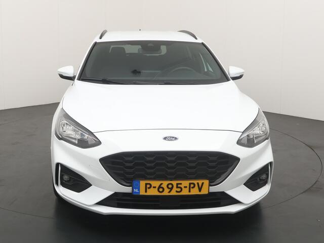 Ford FOCUS Wagon 125pk St-line X Automaat | Winterpack | Adapt. Cruise | Dealer onderh. | Camera | Elekt. achterklep |