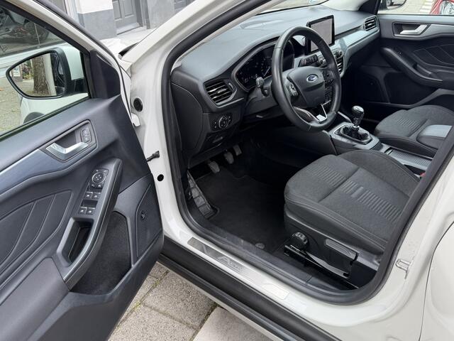 Ford FOCUS Wagon 1.0 EcoB. Active Bns