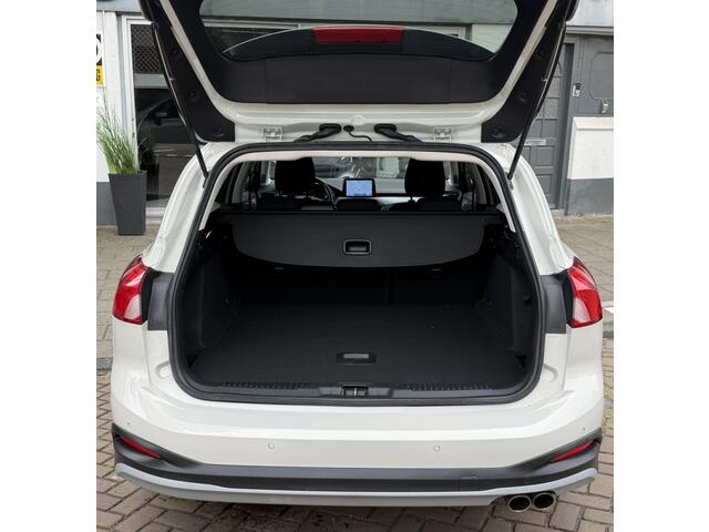 Ford FOCUS Wagon 1.0 EcoB. Active Bns