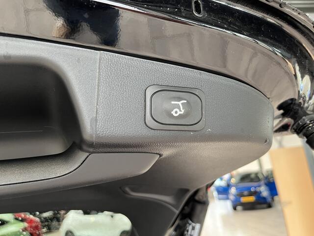 Ford FOCUS Wagon ST-Line X EcoBoost Hybrid 155 pk I Pano | Winter Pack | Head up Display | Adapt. cruise | B&O | Fabr. Gar. t/m 10-2029 | Camera |