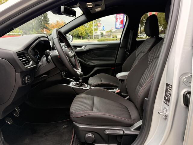 Ford FOCUS 1.0 EcoBoost Hybrid ST Line Style WINTER PACKAGE | CAMERA | TREKHAAK AFNEEMBAAR | NL AUTO |