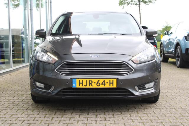 Ford FOCUS Wagon 1.0 Titanium | Stoelverwarming | Cruise Control | Navigatie | Parkeersensoren | Lichtmetalen Velgen |