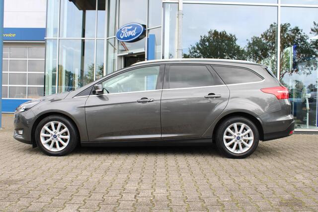 Ford FOCUS Wagon 1.0 Titanium | Stoelverwarming | Cruise Control | Navigatie | Parkeersensoren | Lichtmetalen Velgen |