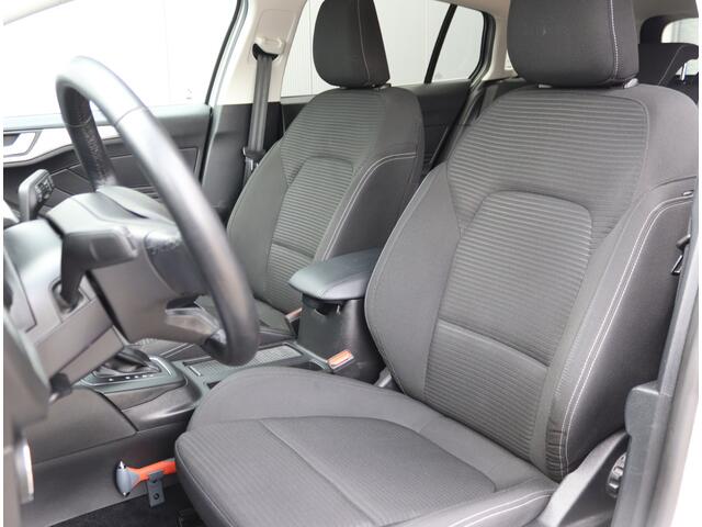 Ford FOCUS Wagon 1.0 EcoBoost Hybrid Titanium | Trekhaak | Navigatie | Org. NL