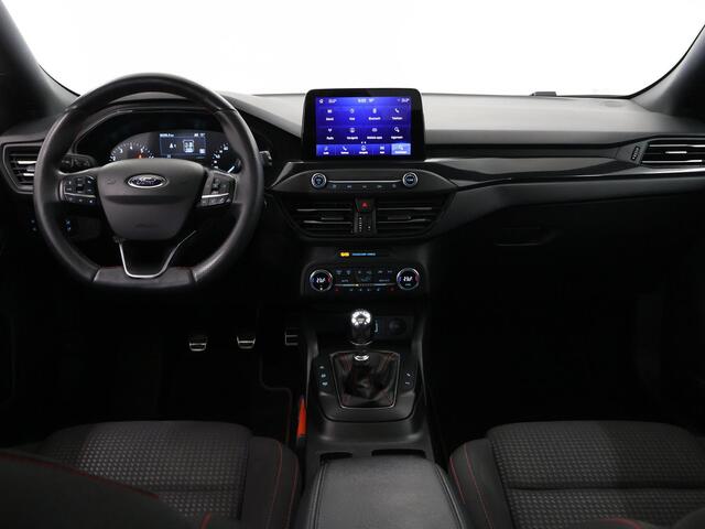 Ford FOCUS Wagon 1.0 EcoBoost ST Line Business | Panoramadak | Winterpakket | Cruise Control Adaptief | B&O | Full Led Koplampen | Parkeercamera |