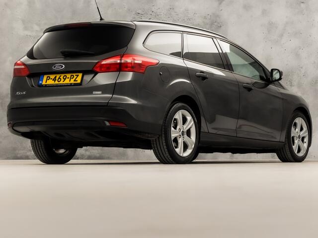 Ford FOCUS Wagon 1.0 Titanium Sport Automaat (NAVIGATIE, CLIMATE, STOELVERWARMING, GETINT GLAS, GETINT GLAS, SPORTSTOELEN, PARKEERSENSOREN, LM VELGEN, CRUISE, NIEUWE APK, NIEUWSTAAT)