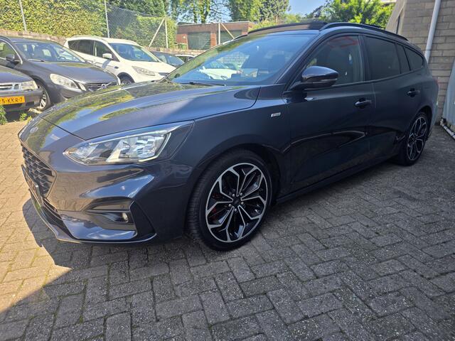 Ford FOCUS Wagon 1.0 EcoBoost ST-LINE HUD VIRTUAL COCKPIT AUTOMAAT PANODAK VOL!