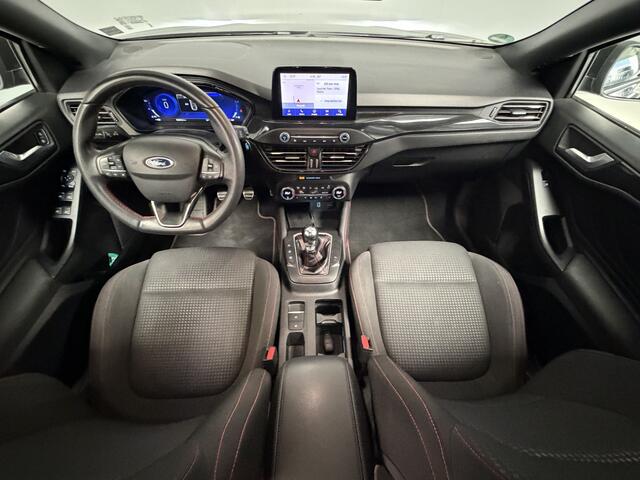 Ford FOCUS Wagon 1.0 EB Hybrid ST Line X 155pk|Led|Winterpack|Carplay .