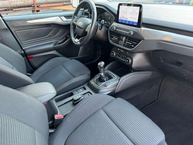 Ford FOCUS Wagon 1.0 EcoBoost Titanium Business Airco/ECC,Cruisecontrol,Navigatie Zeer Nette Auto